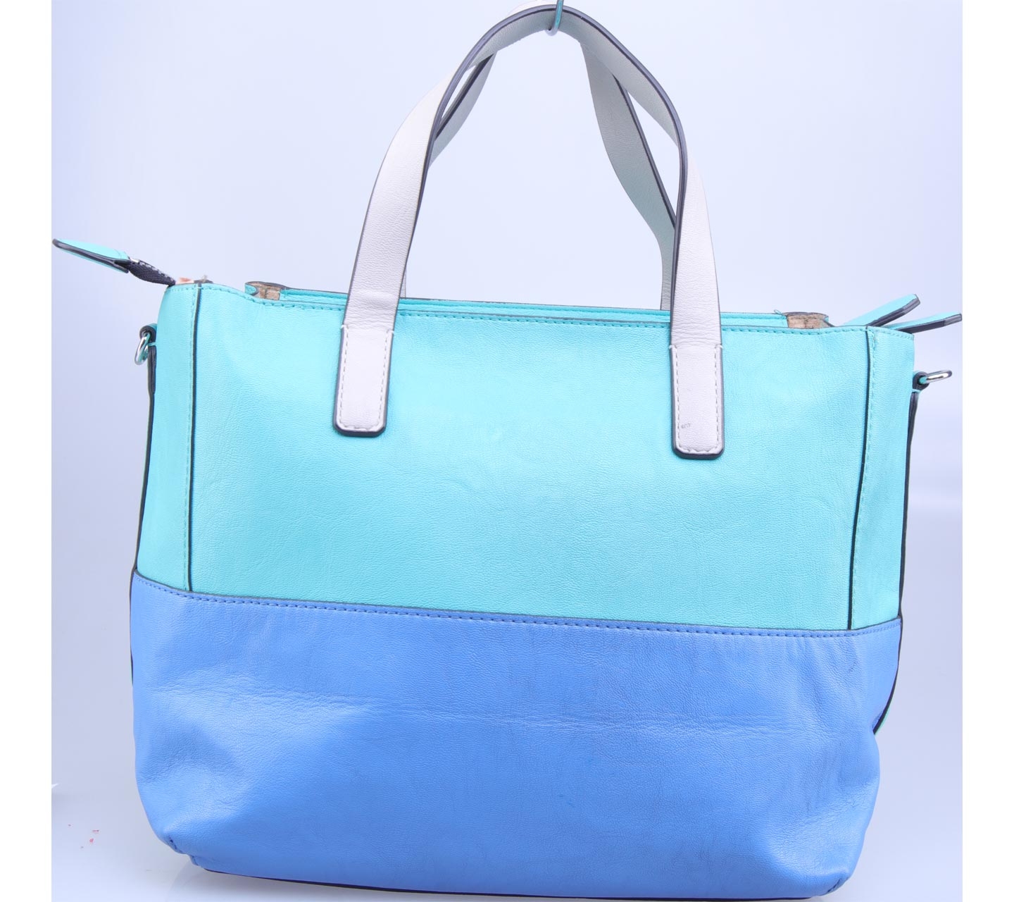 Guess Tosca And Blue Satchel