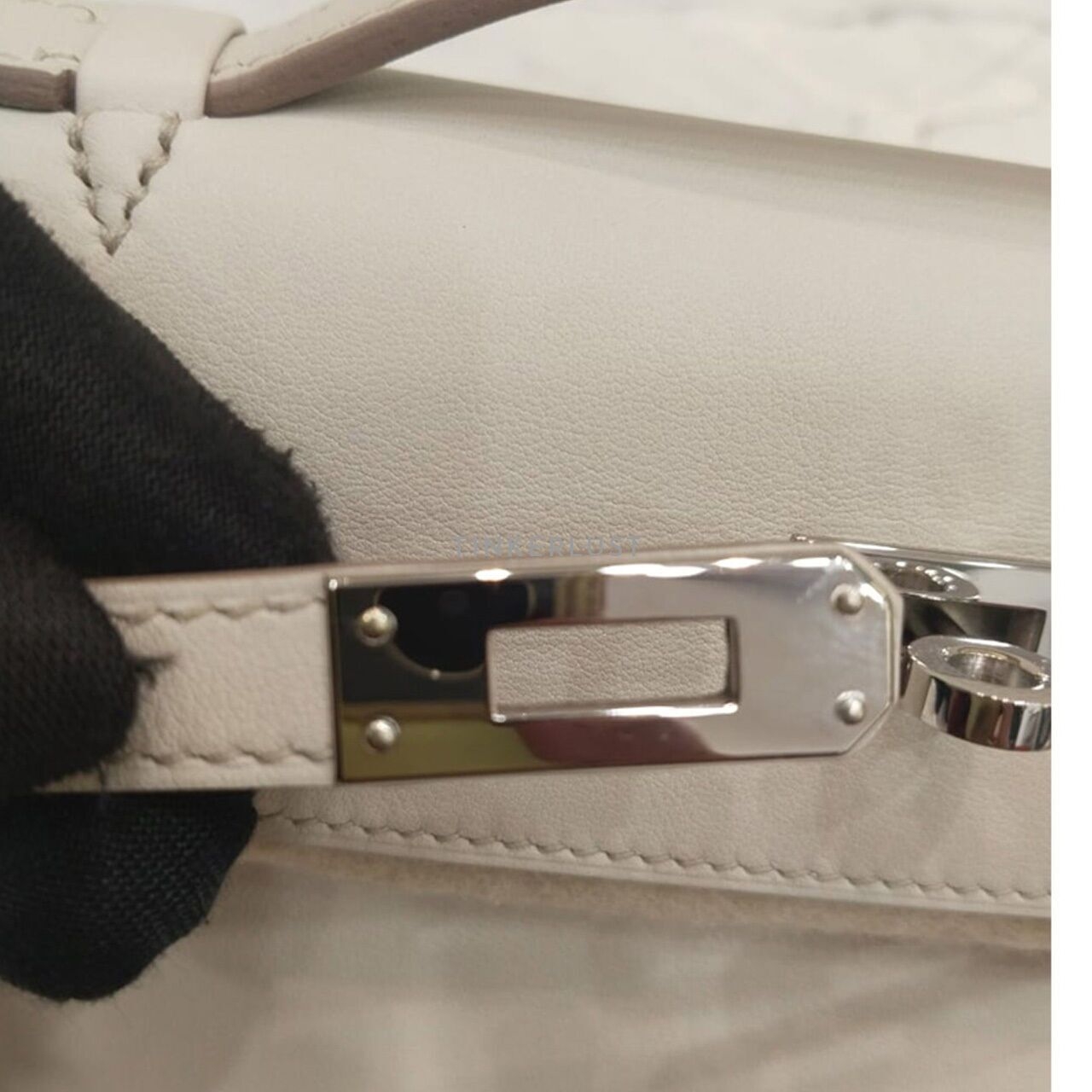 Hermes Kelly Pochette Craie Swift Leather #Y PHW Handbag