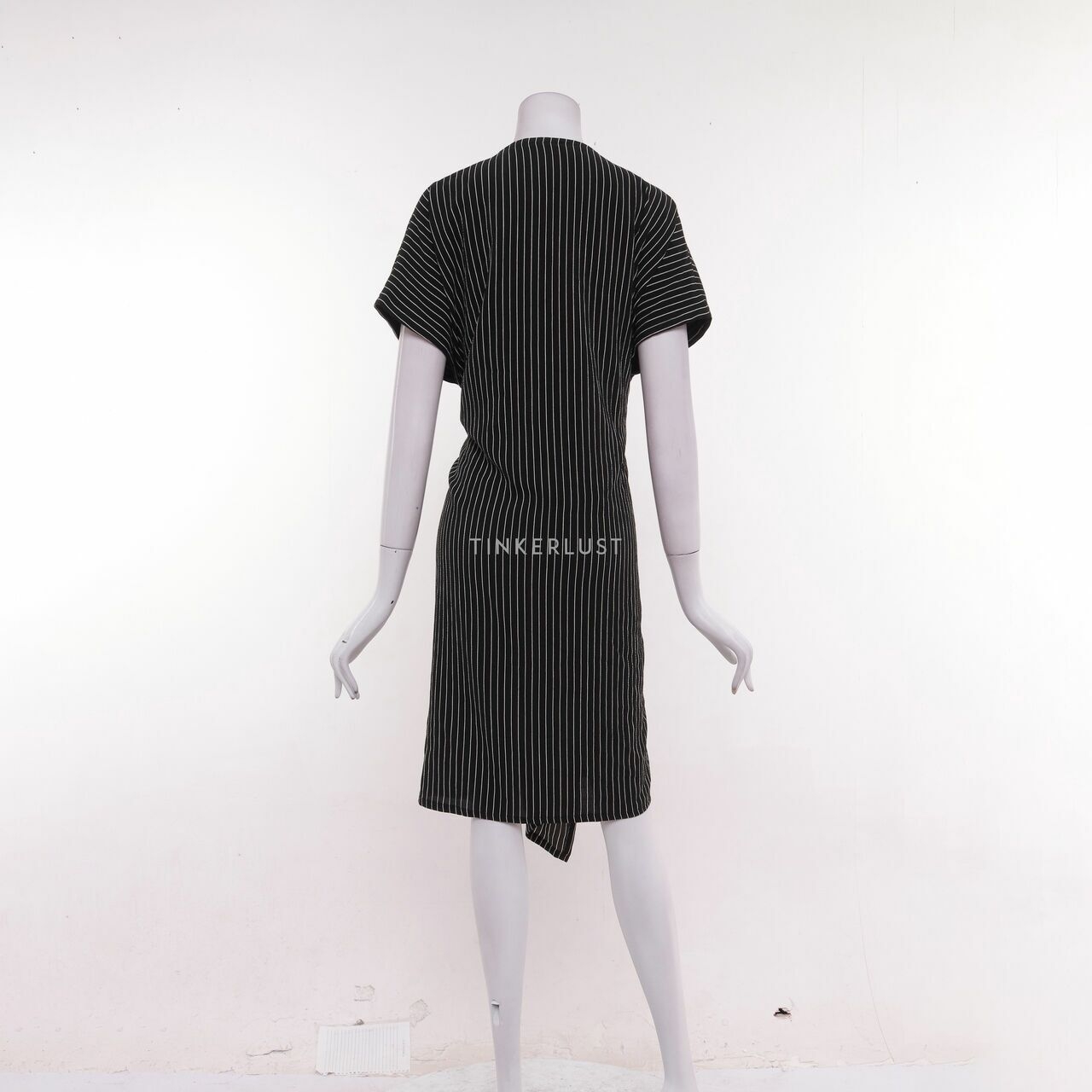 White Collar Concept Black Stripes Midi Dress