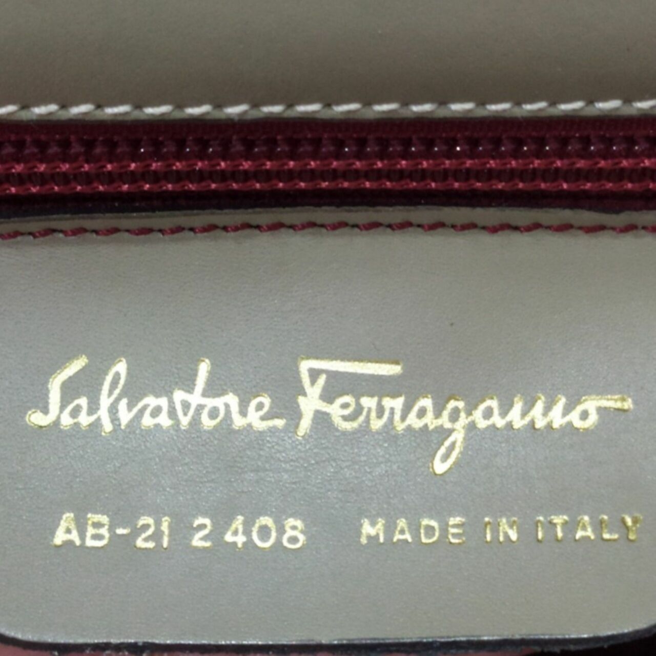 Salvatore Ferragamo Khaki Handbag AB-21 2 408