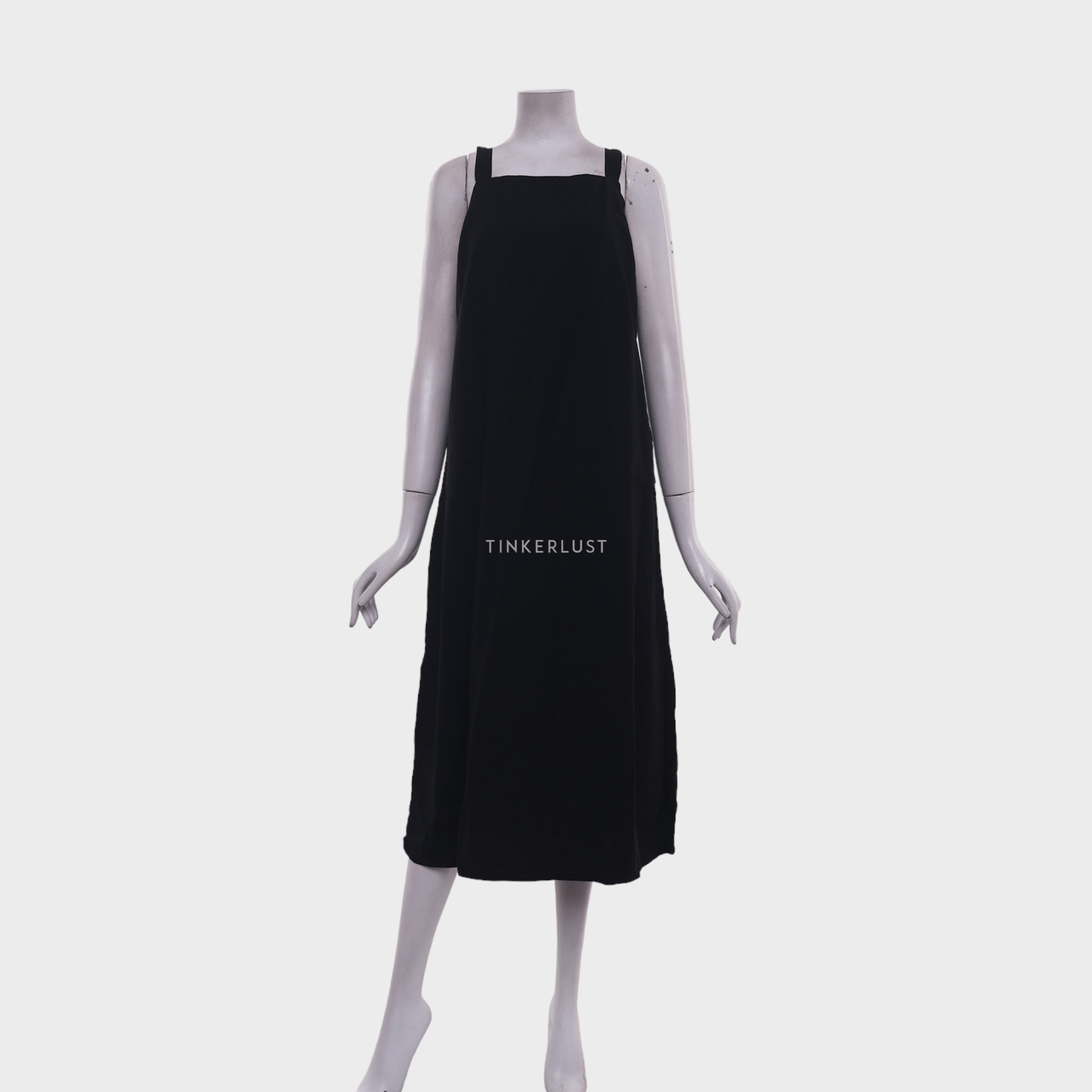 The Editor's Market Black Slit Midi Dress