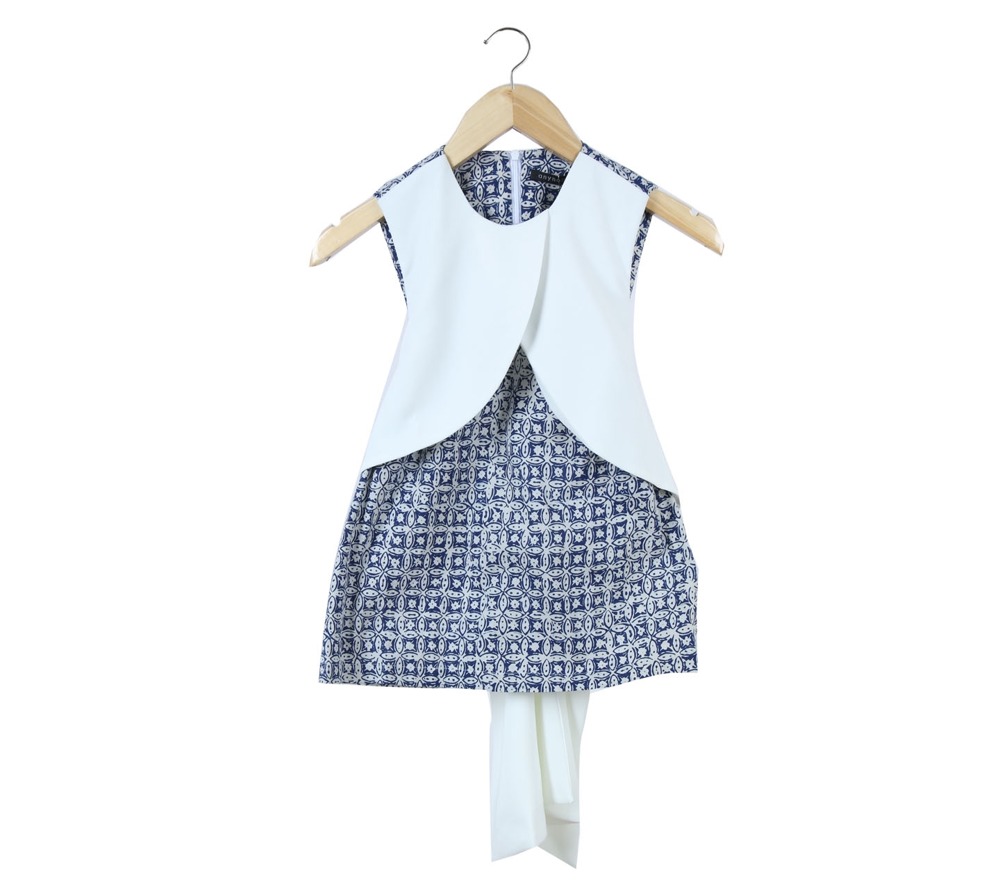 Anynome Blue And White Patterned Sleeveless