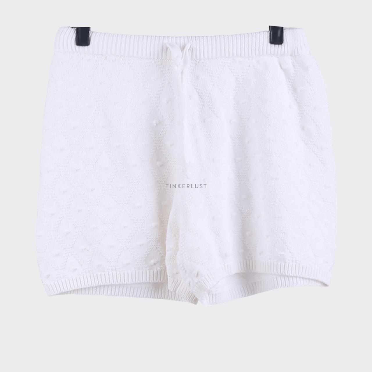 Private Collection Broken White Knit Short Pants