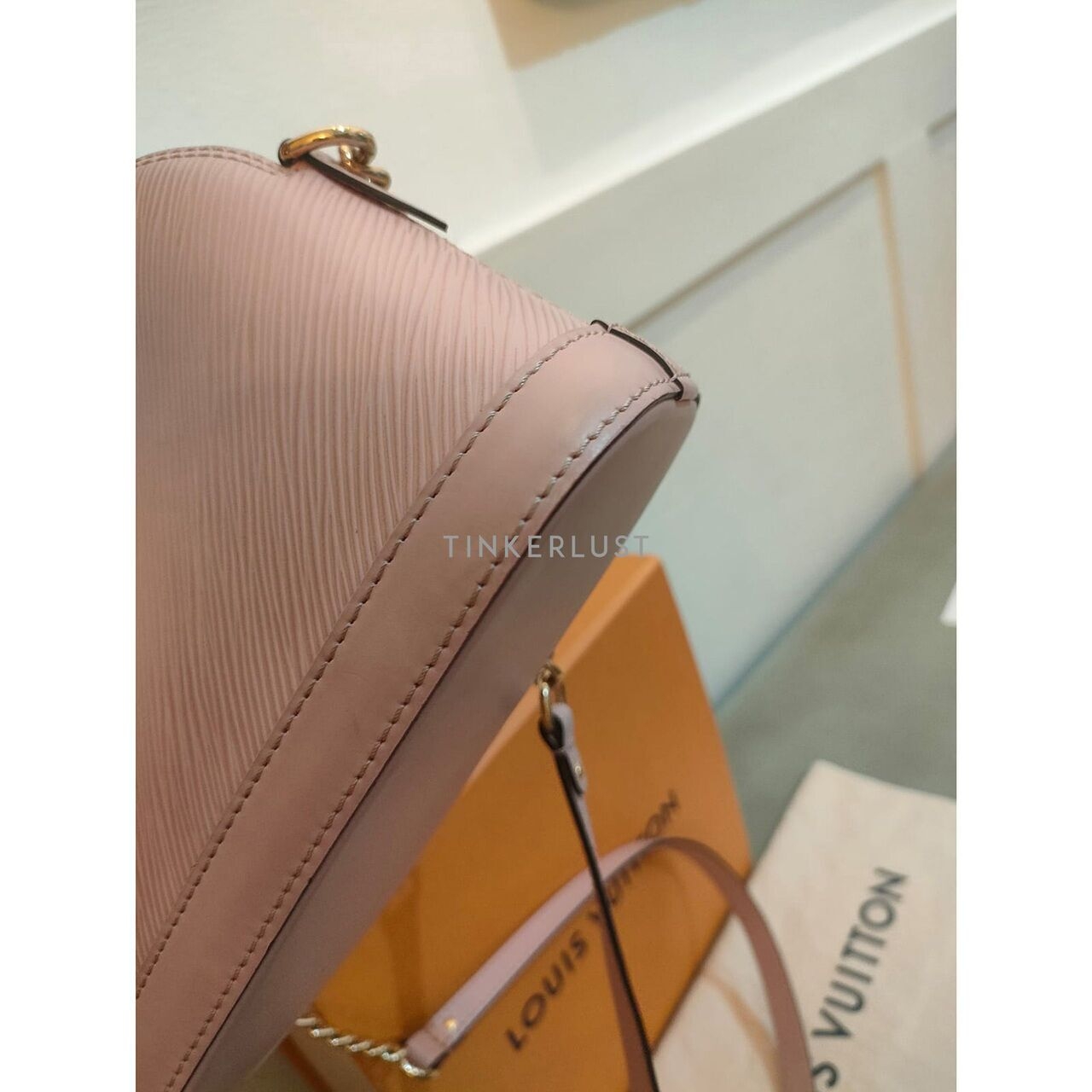 Louis Vuitton Alma Mini Chain Epi Leather 2018 Sling Bag
