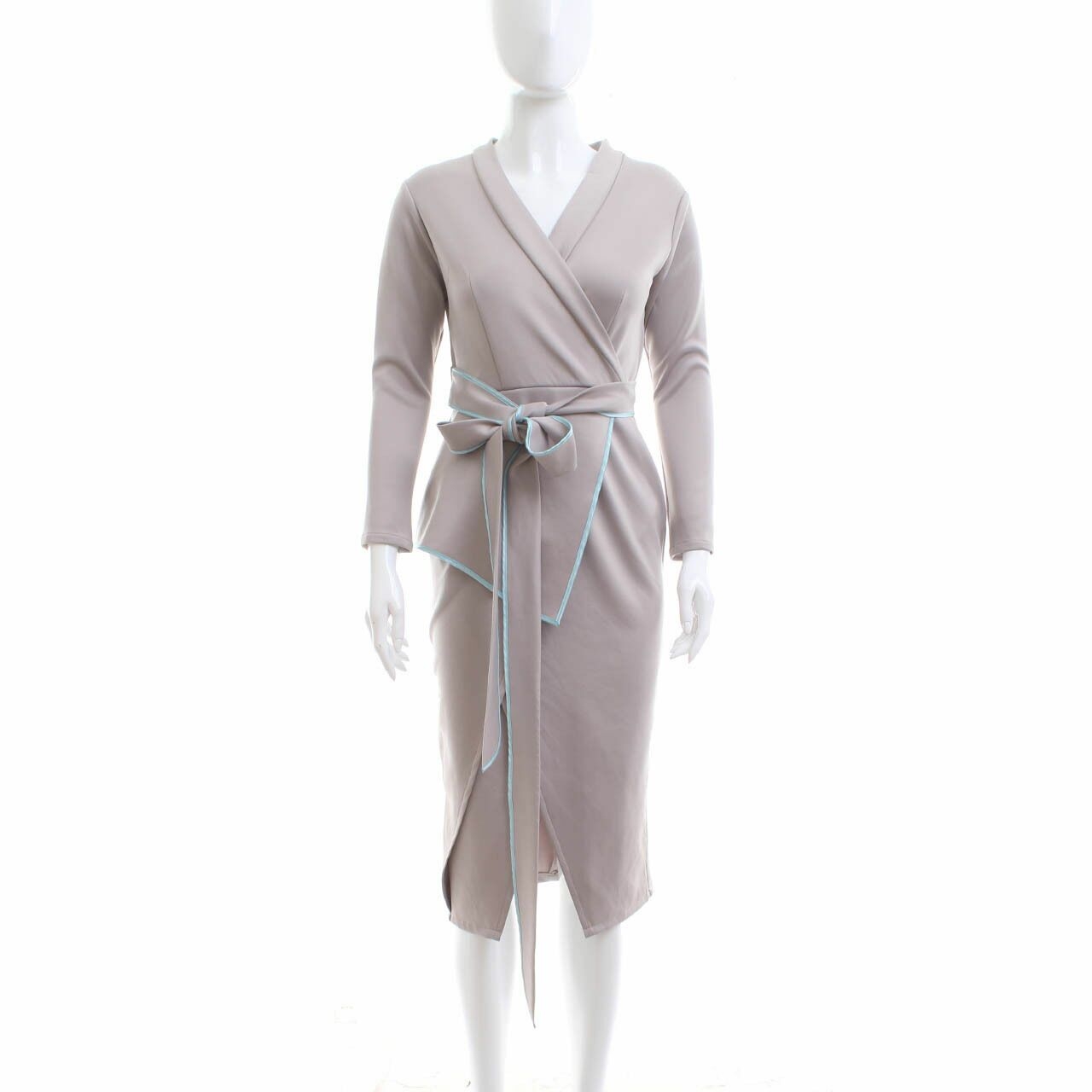Vezzo Grey Midi Dress