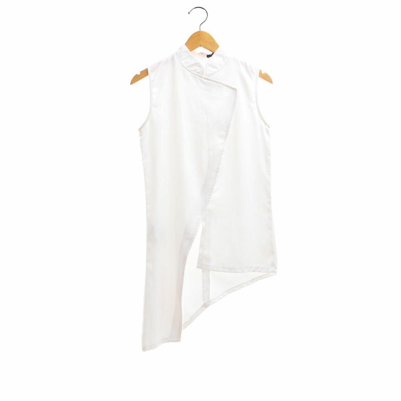 Ralyne Clothing White Asymmetric Sleeveless