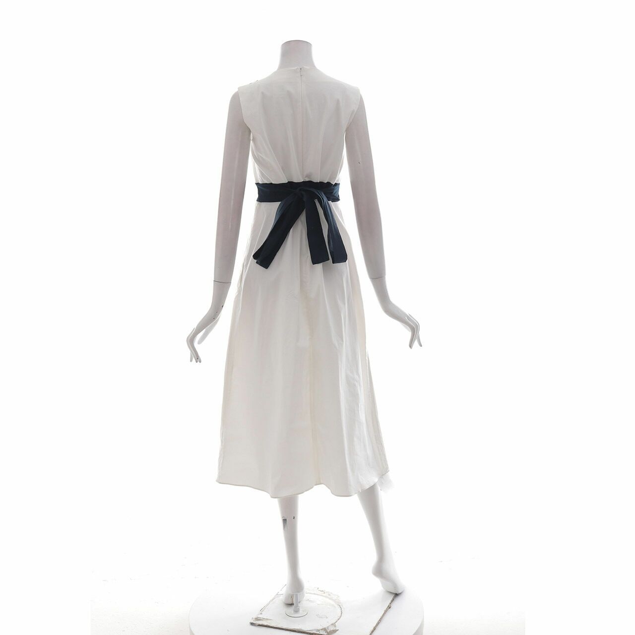 MaxMara Design for Easy Living White Navy Belted Midi Dress