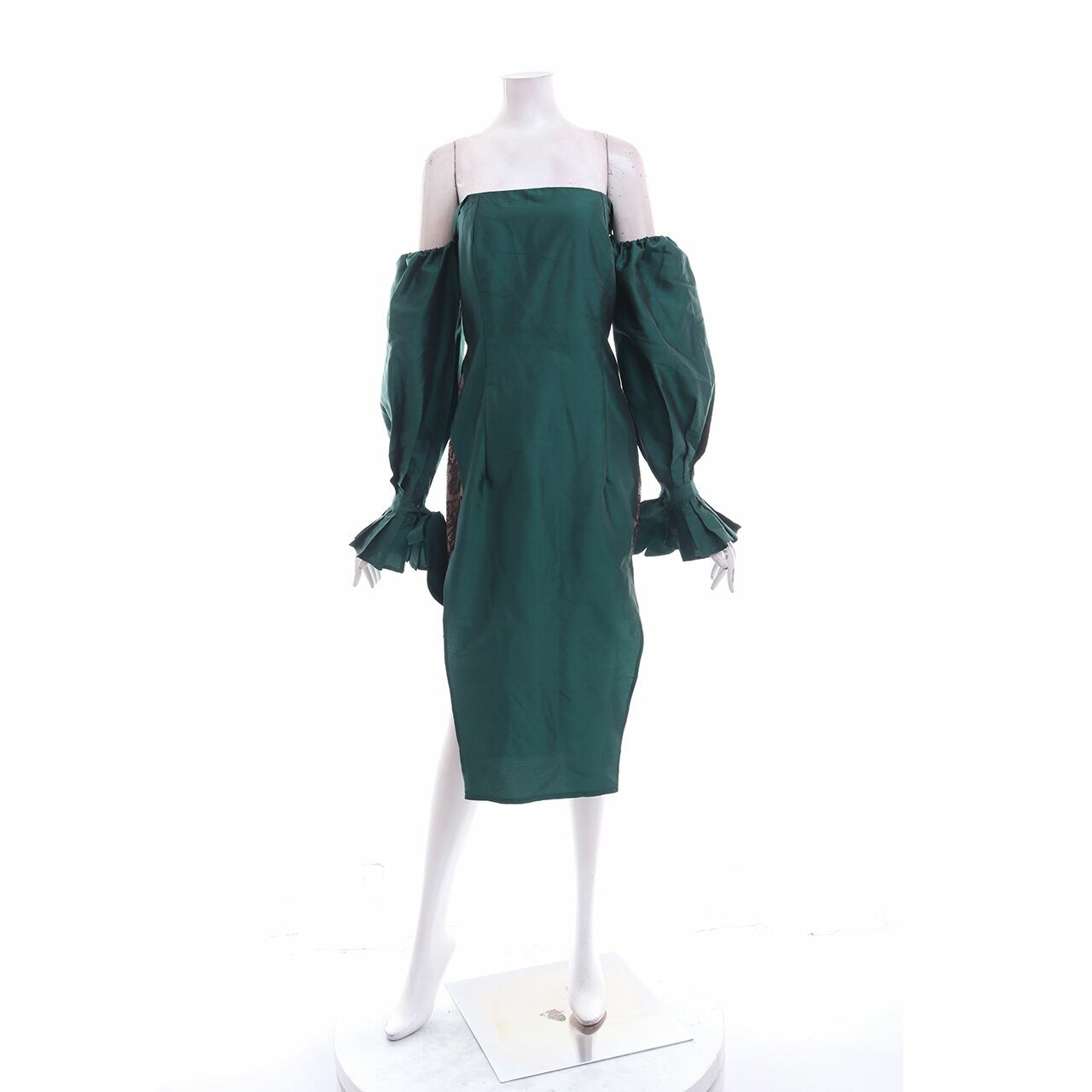 Veresa x alvasus. Dark Green Off Shoulder Midi Dress