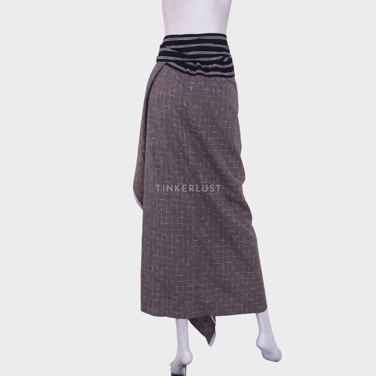 Lulu Lutfi Labibi Grey Wrap Maxi Skirt