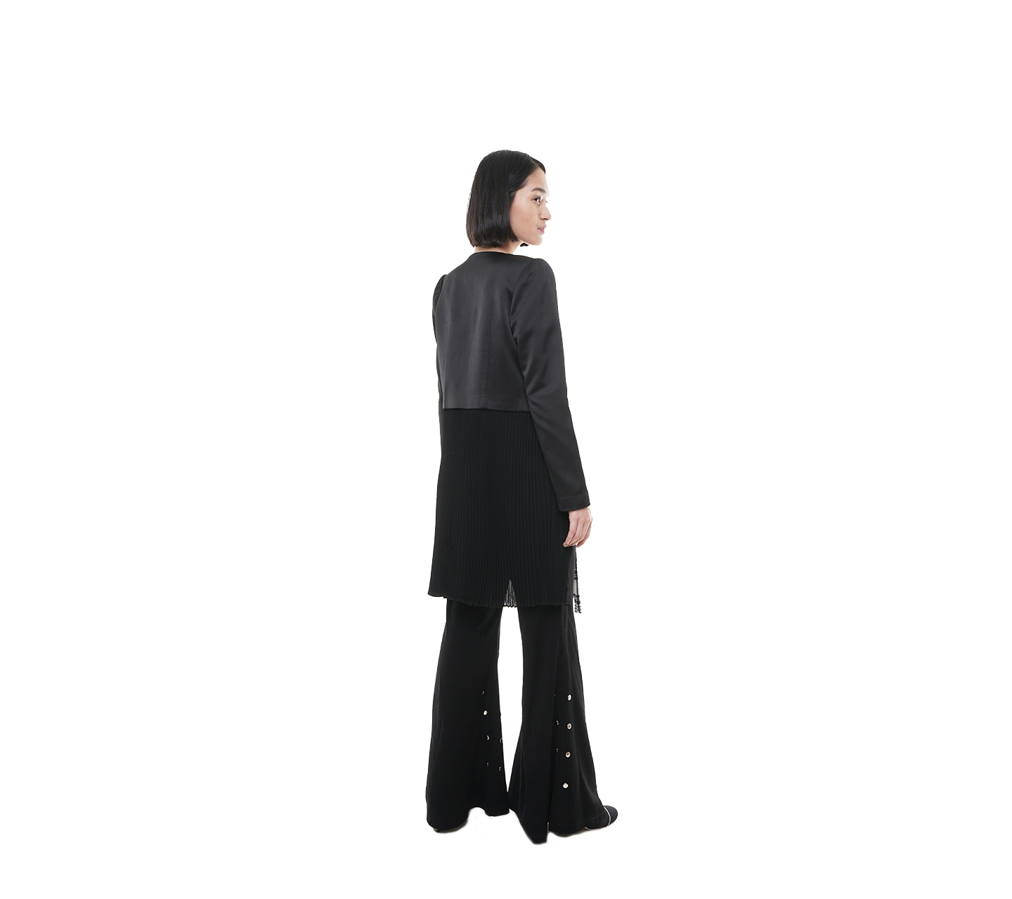 Jenahara Black Pleated Long Sleeve Outerwear