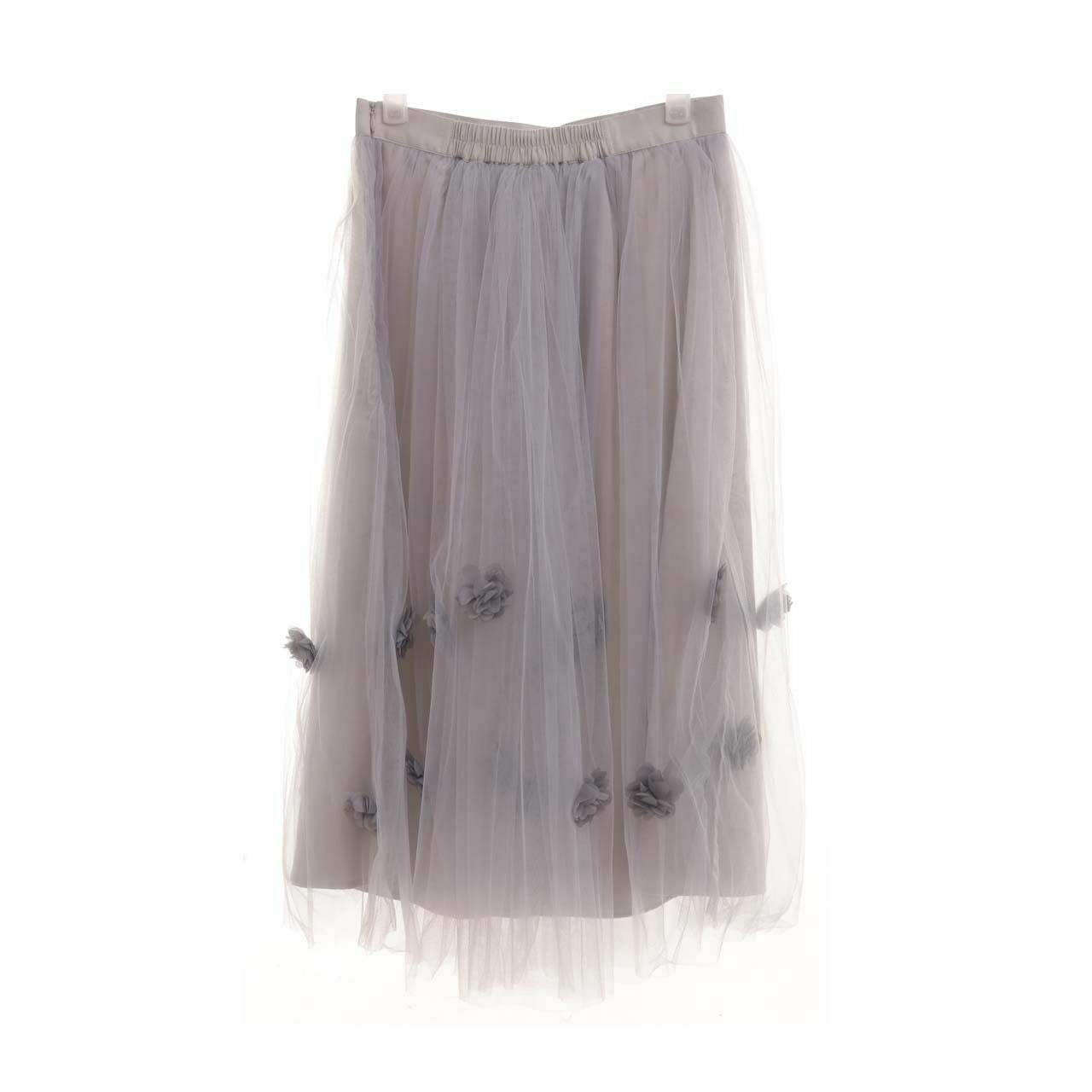 Impromptu Grey Tulle Floral Midi Skirt