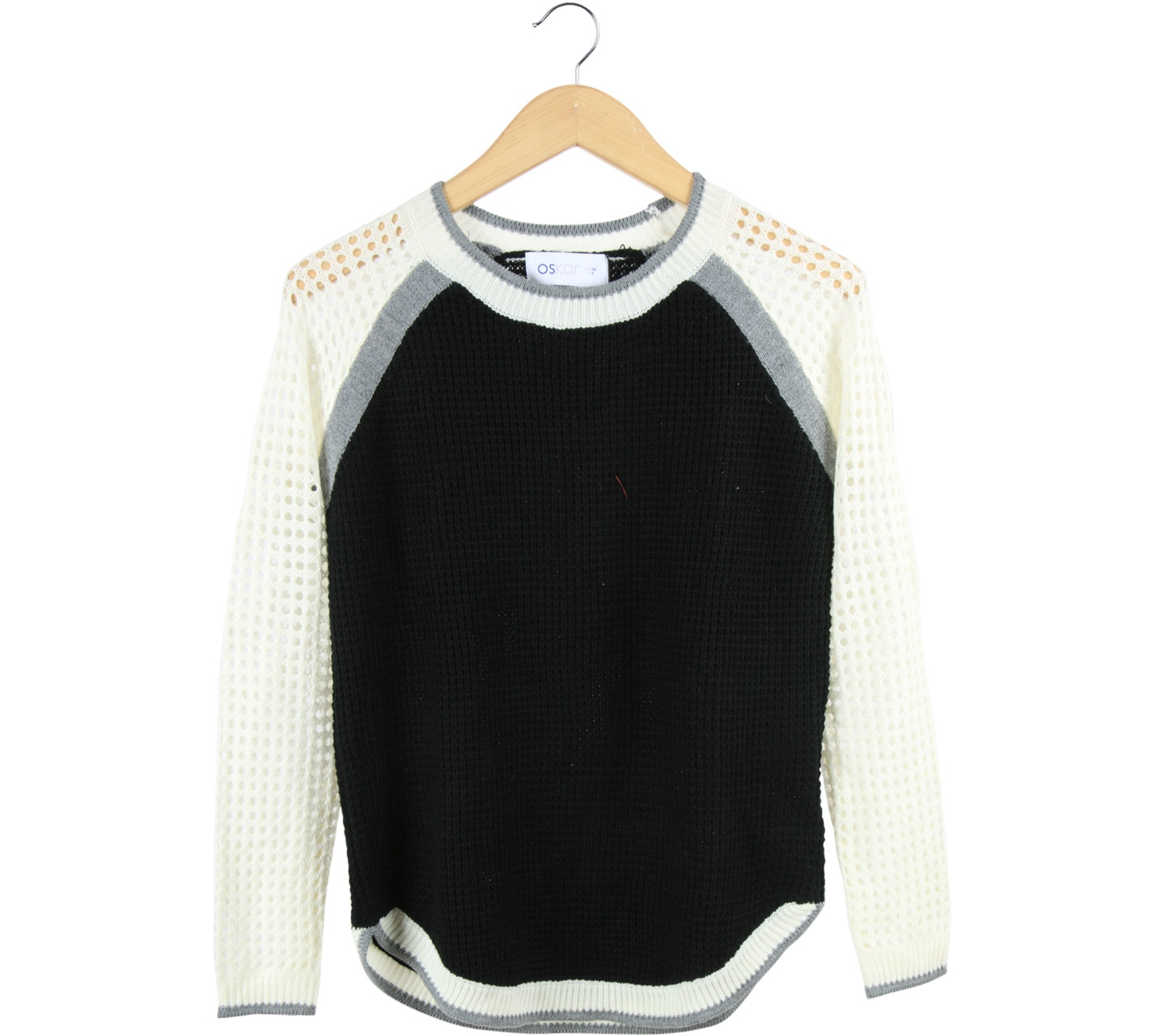Oskar Black And White Sweater
