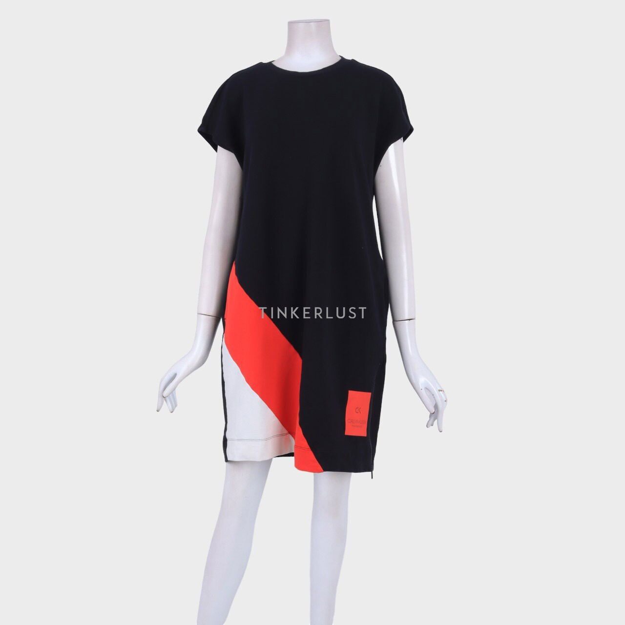 Calvin Klein Black & Red Sleeveless Midi Dress