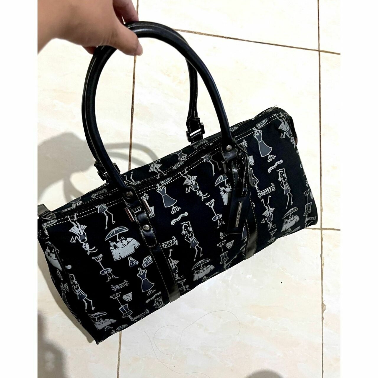 MNG Basic Black Handbag
