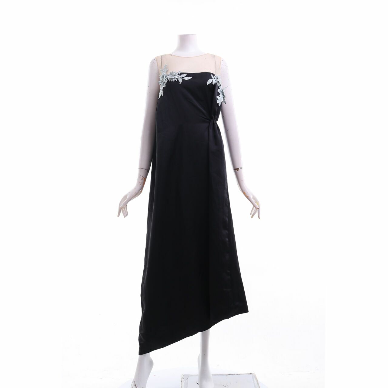 Due Date Black Embroided Flora Long Dress