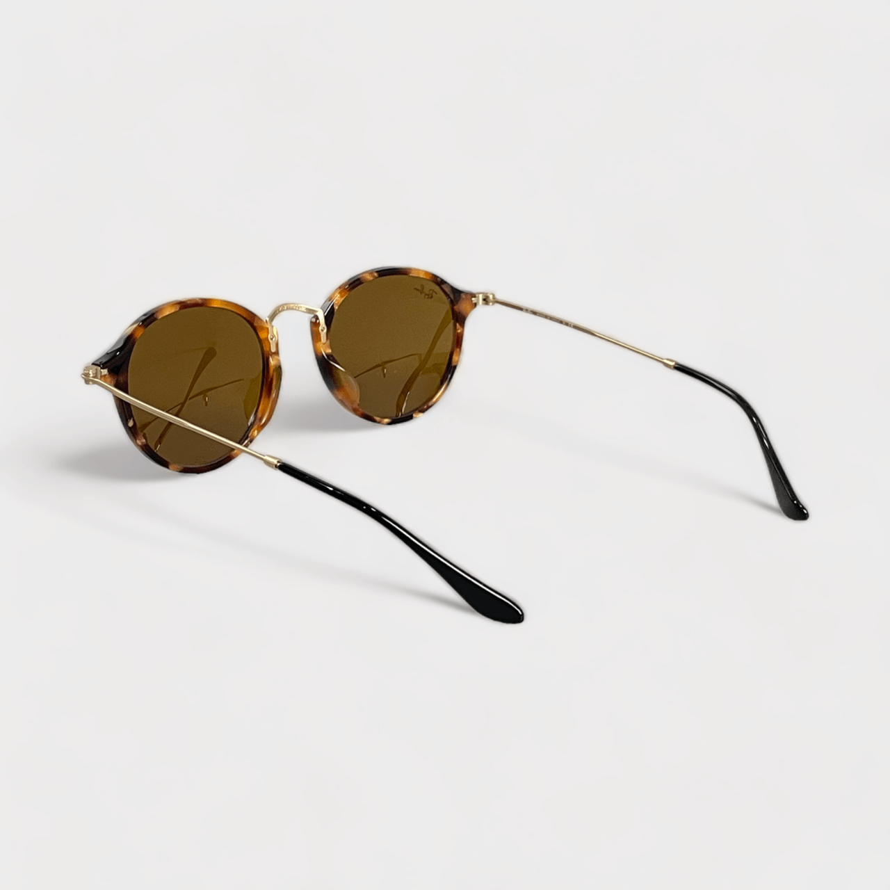 Ray-Ban Round Fleck Brown Sunglasses