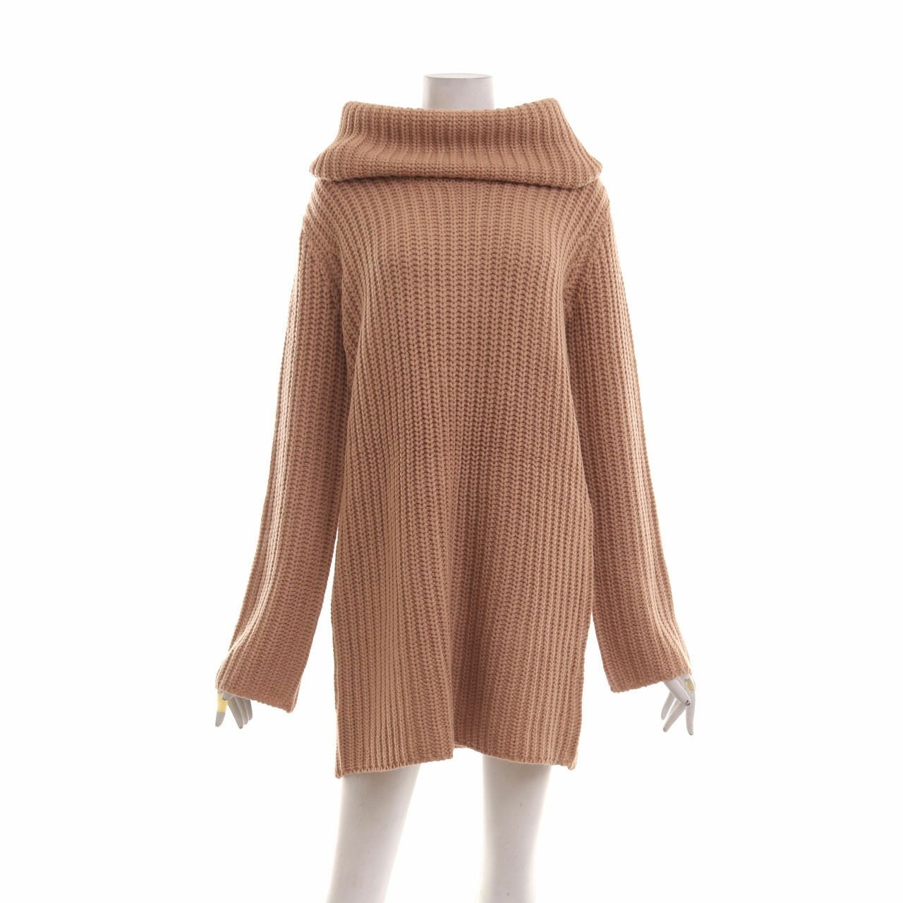 BB Dakota Brown Knit Sweater