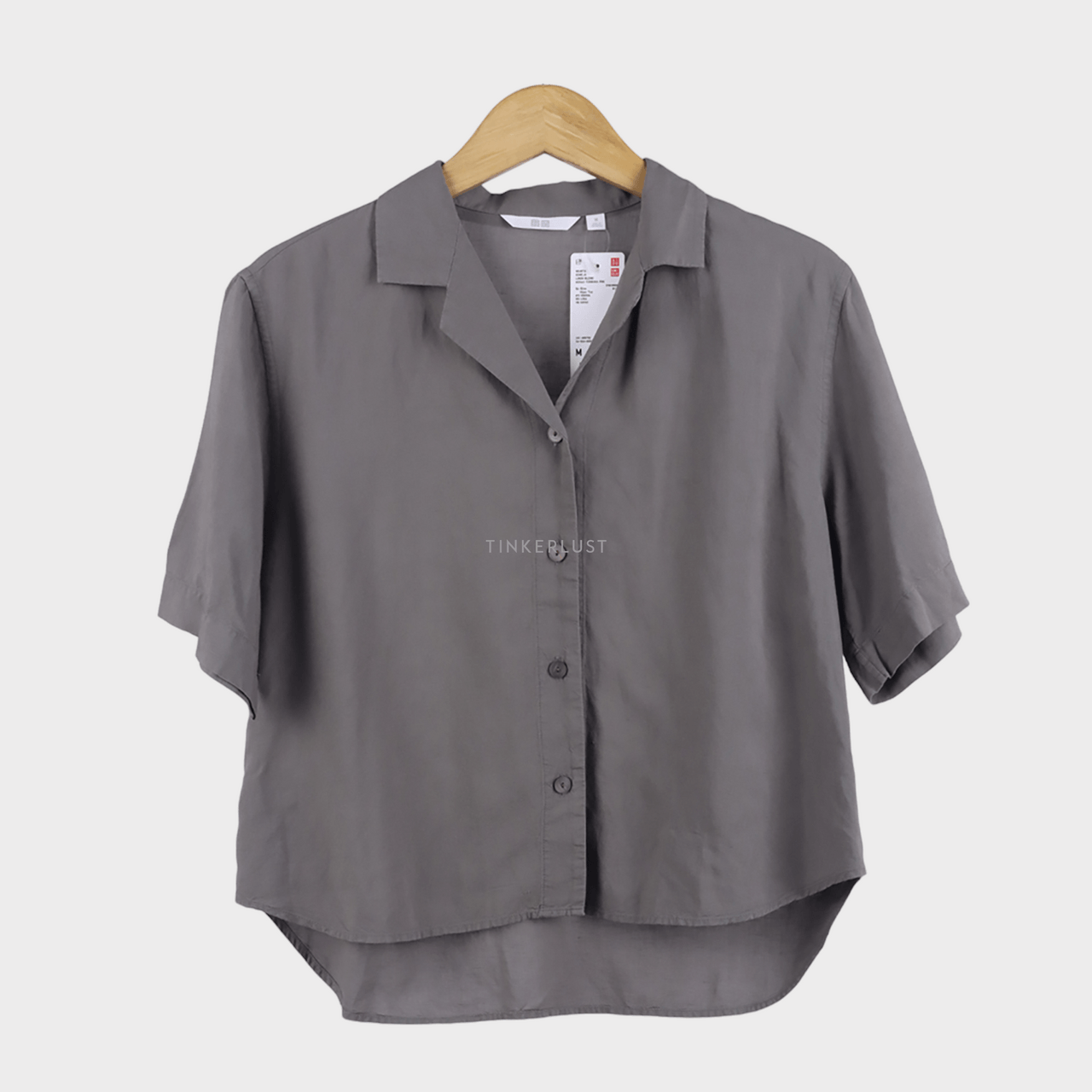 UNIQLO Grey Short Sleeve Shirt