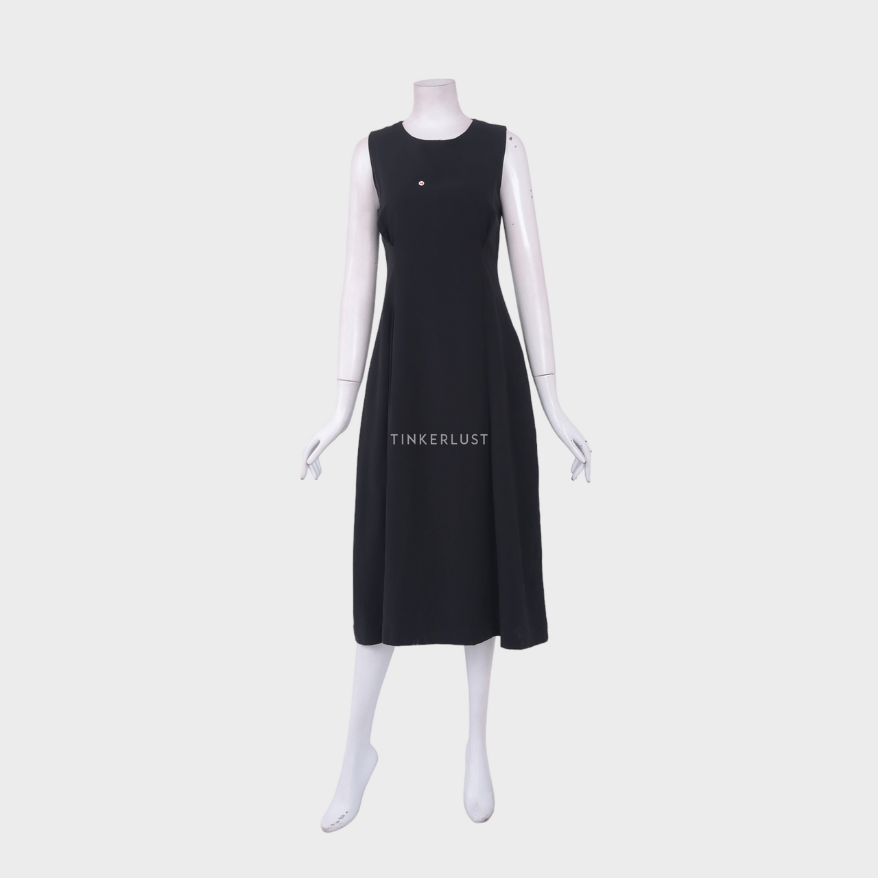 The Editor's Market Black Midi Dress