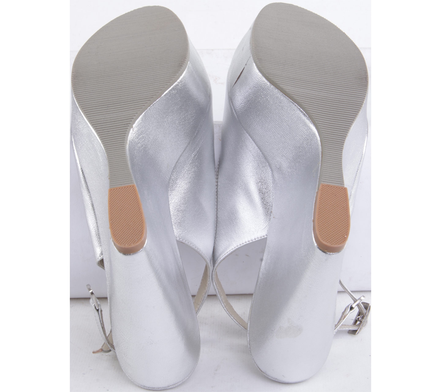 Andre Valentino Silver Wedges