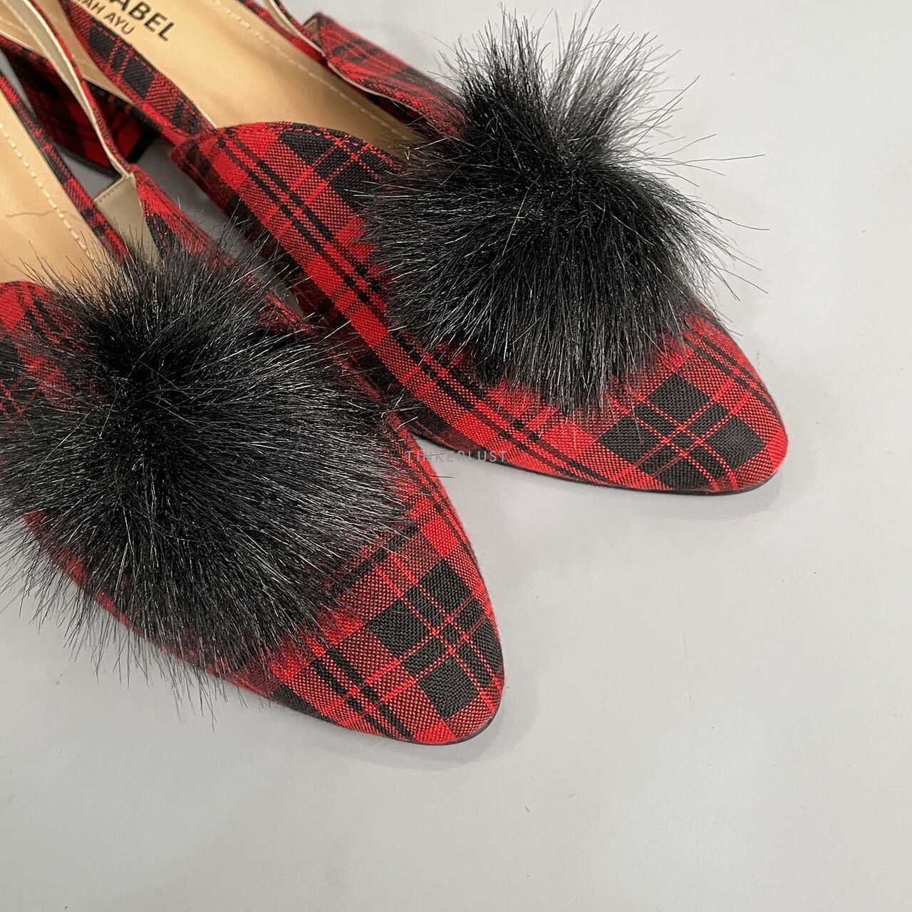 Shoelabel Red Heels