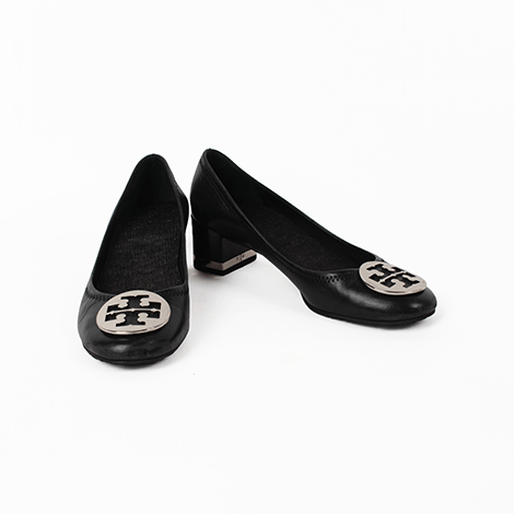 Tory Burch Amy Pump Black Leather Heels with Silver Logo