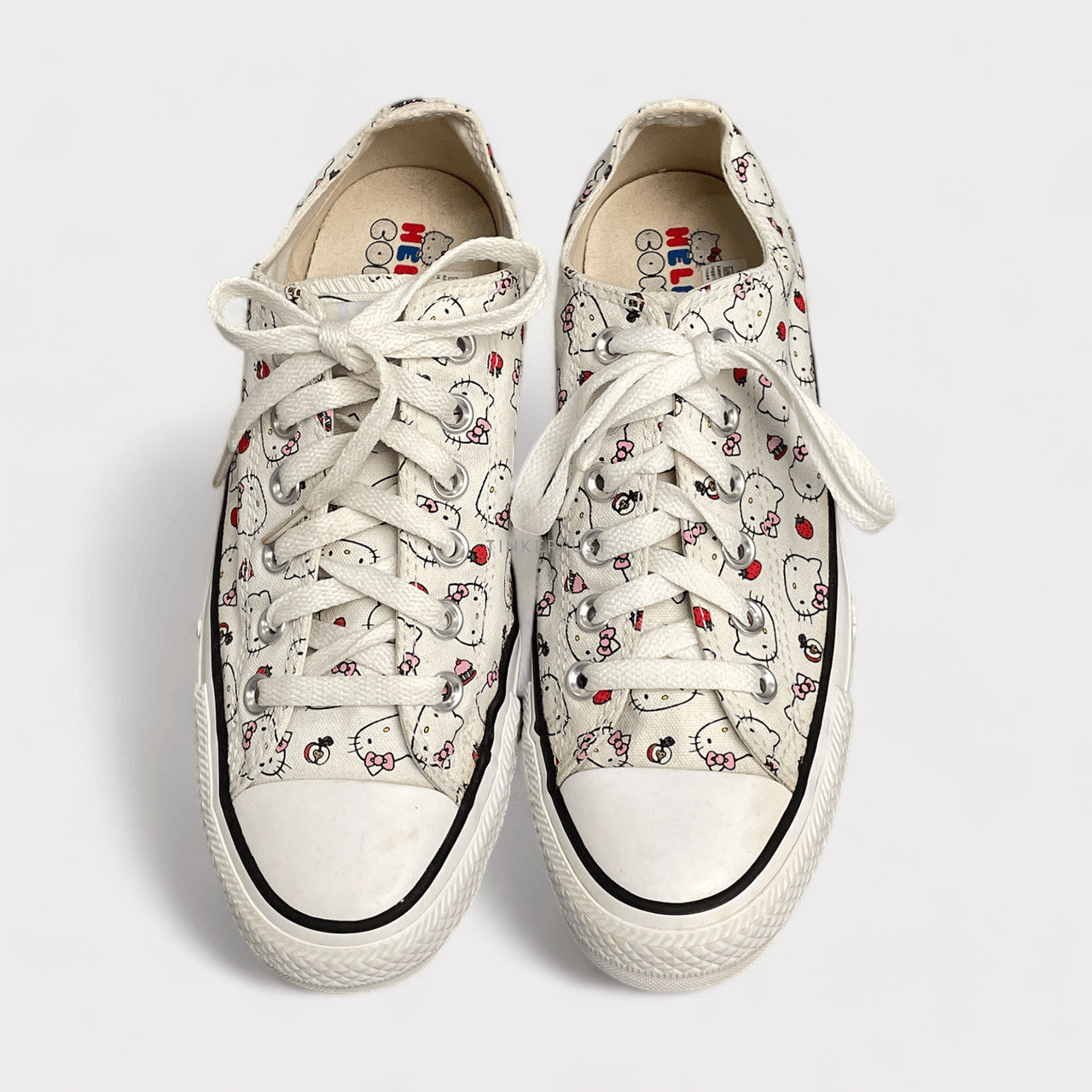 Converse Hello Kitty x Chuck Taylor All Star Low White Sneakers