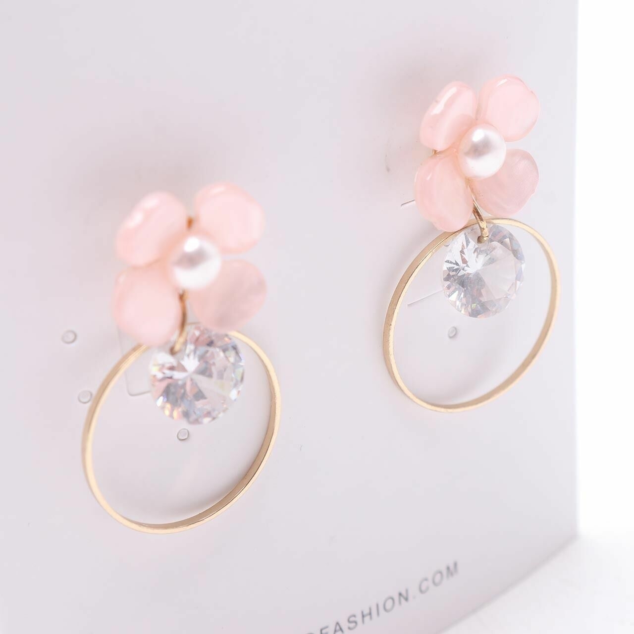 Pomelo. Gold Floral Earring Jewelry