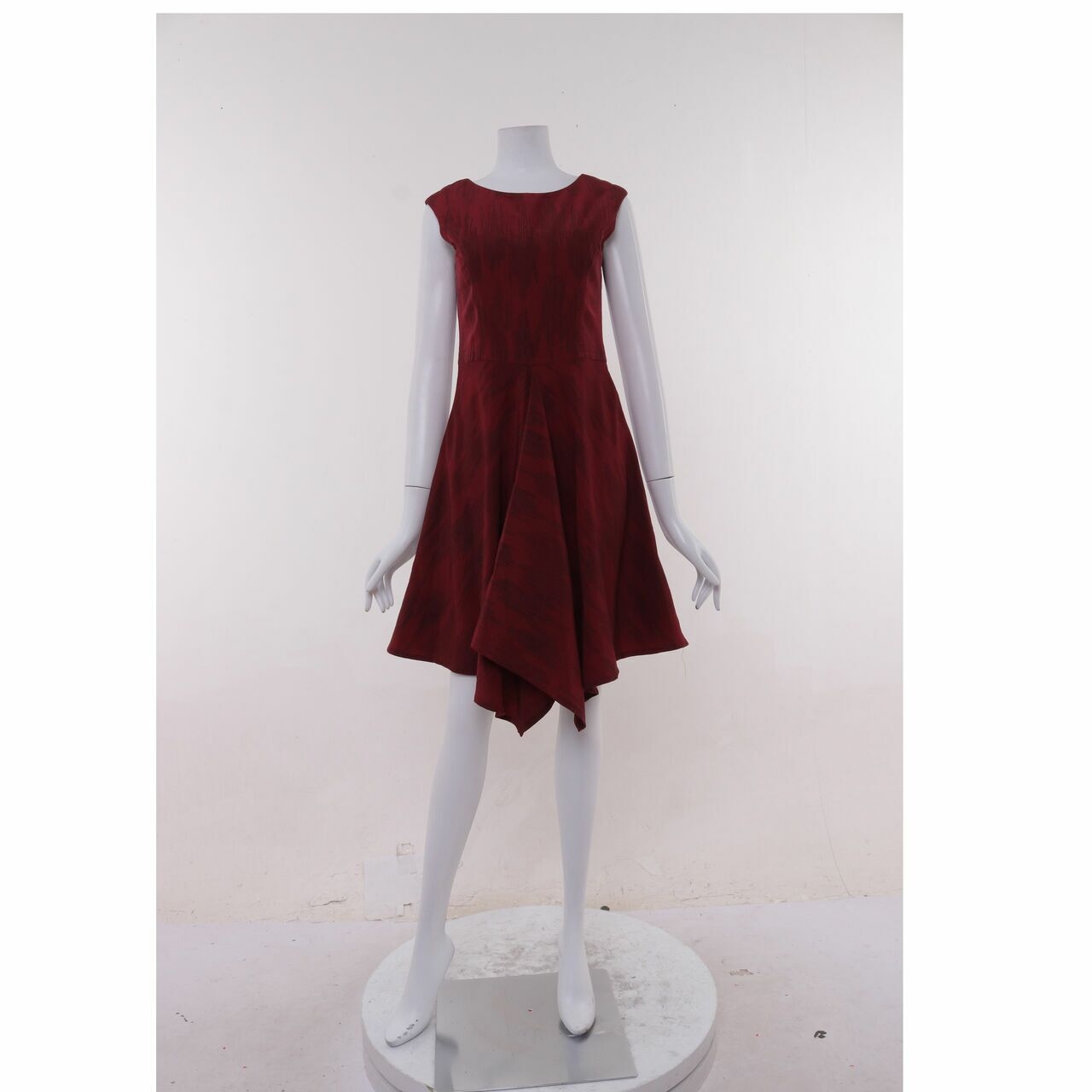 Vesperine Maroon Mini Dress