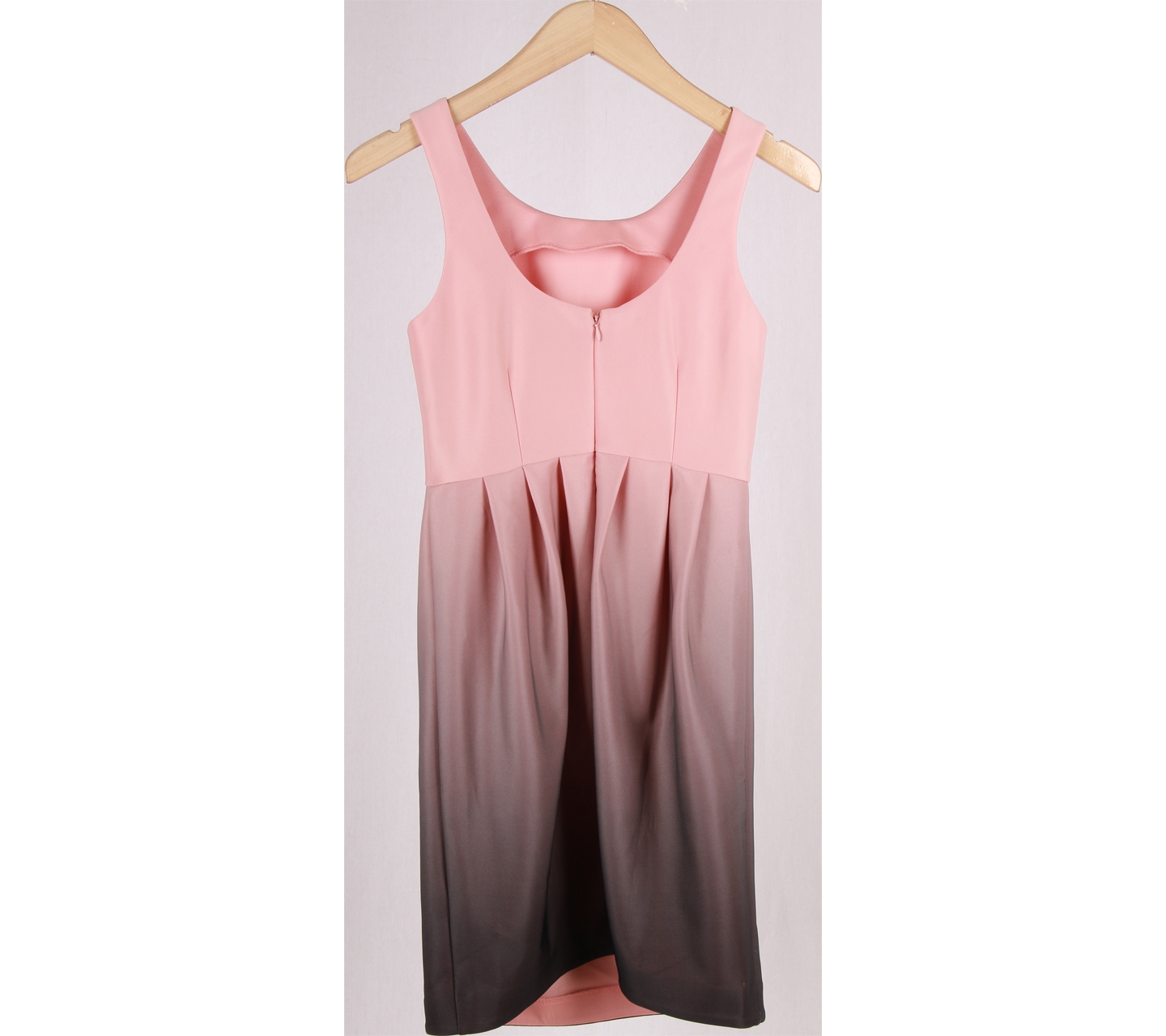 Kardashian Pink And Grey Gradation Sleeveless Midi Dress