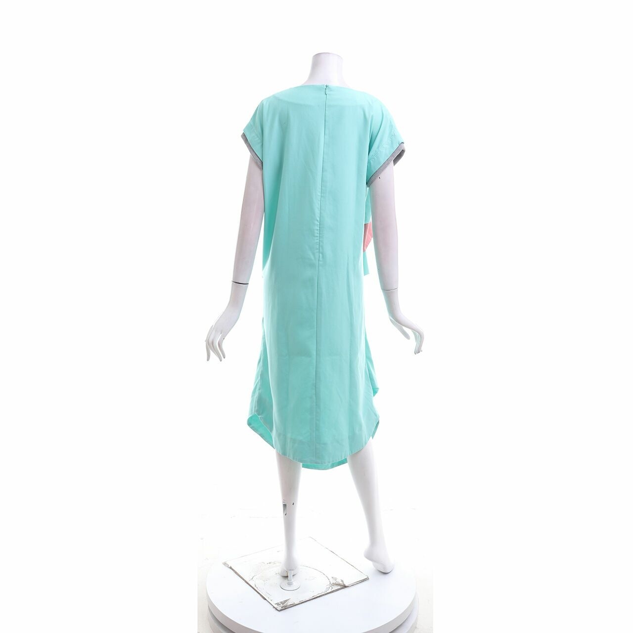 Oline Workrobe Green Midi Dress