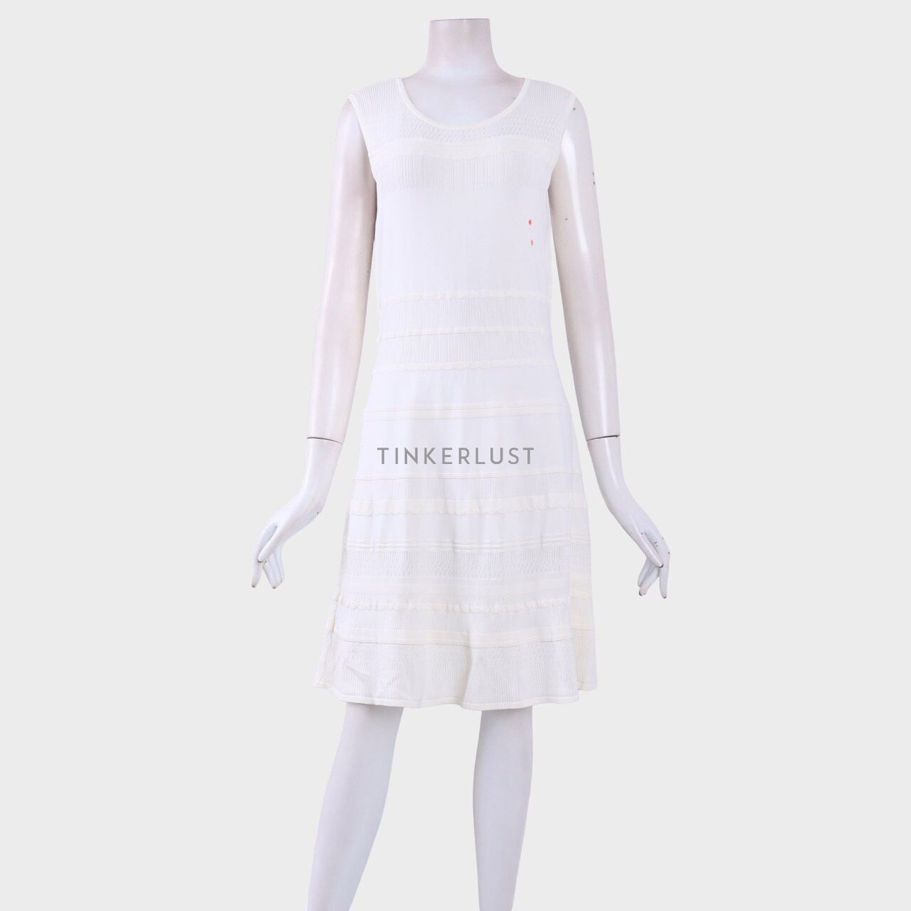 BCBG Max Azria Wilma White Sleeveless Midi Dress