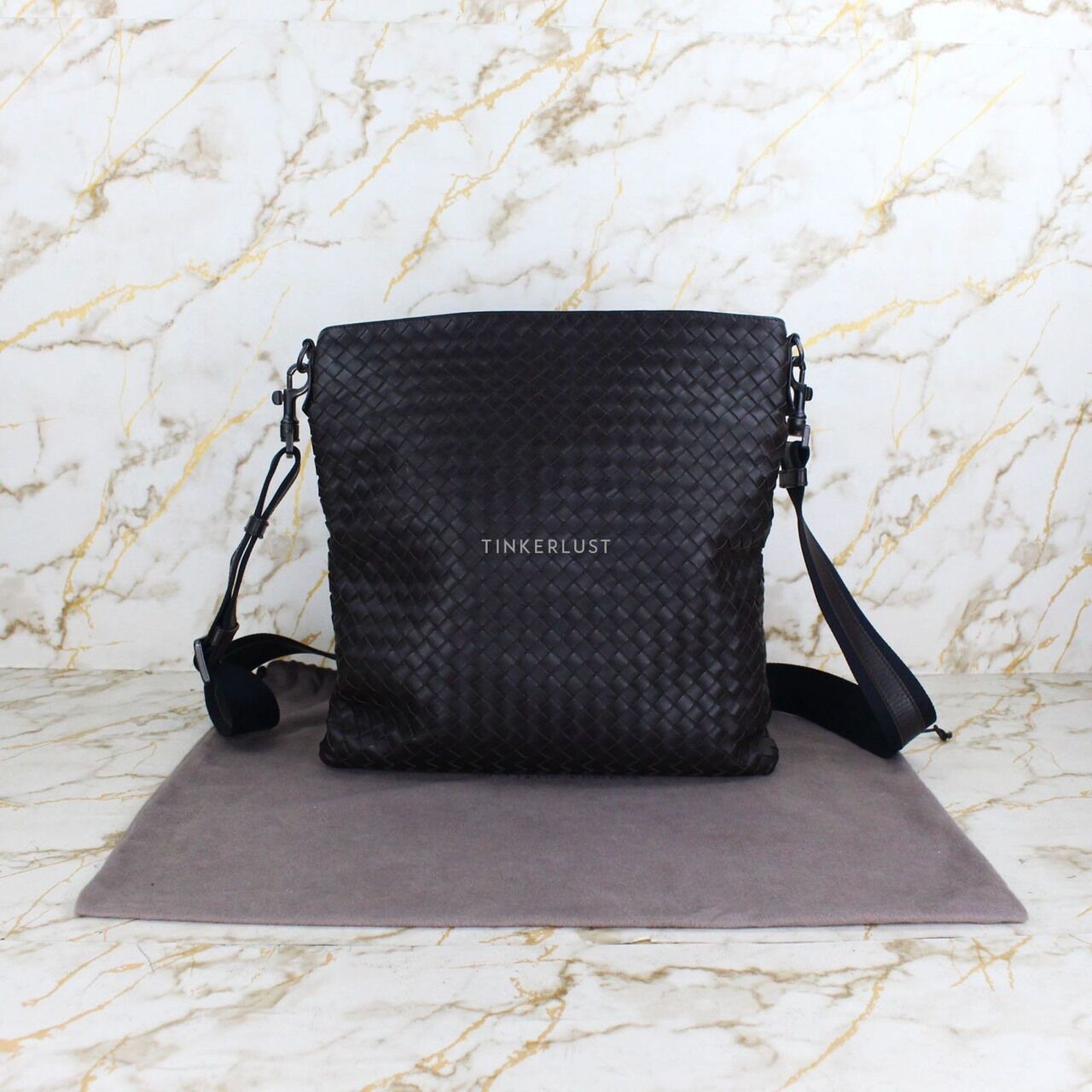 Bottega Veneta Intrecciato Leather Messenger Sling Bag