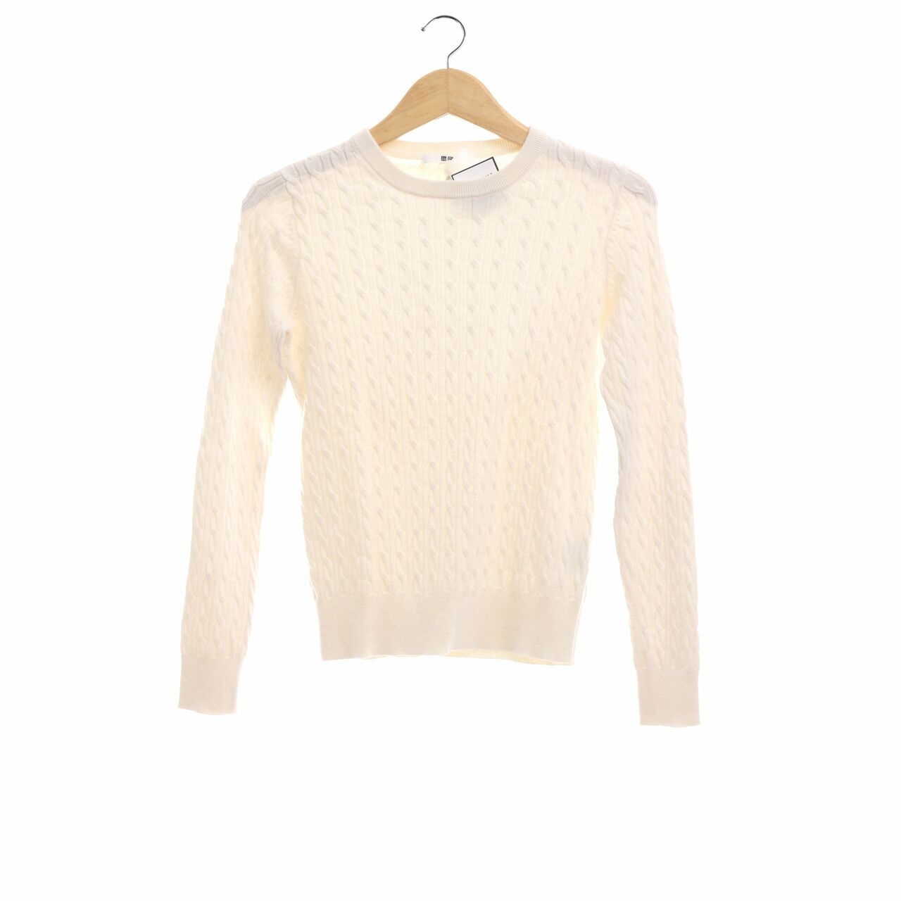UNIQLO White Sweater