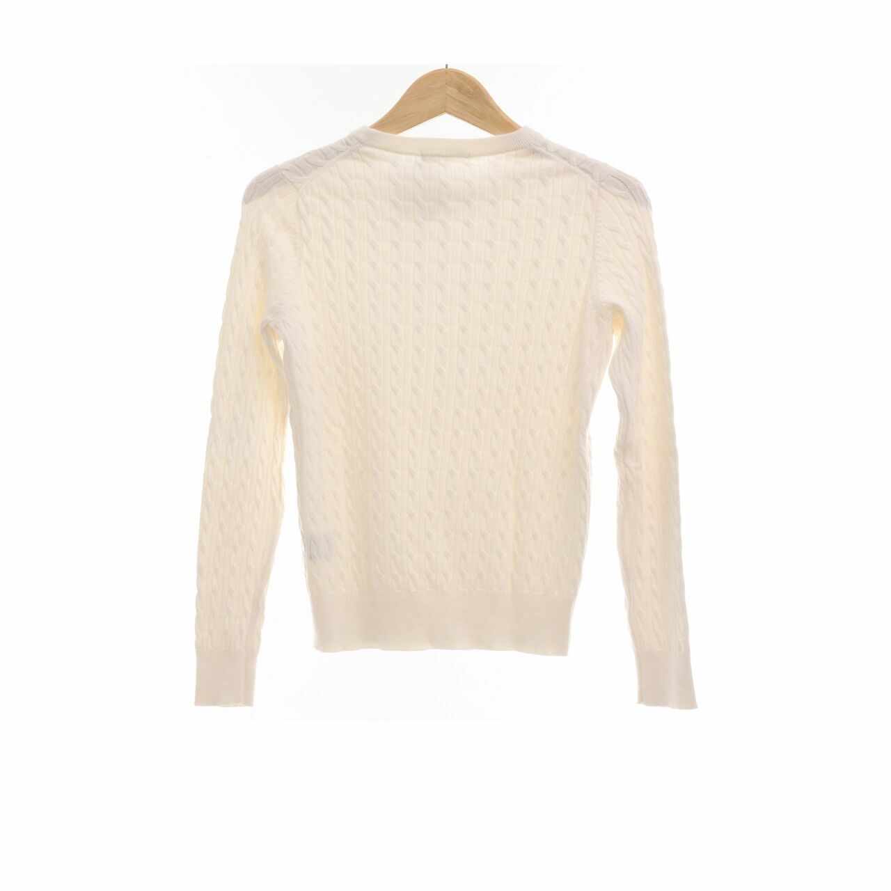 UNIQLO White Sweater