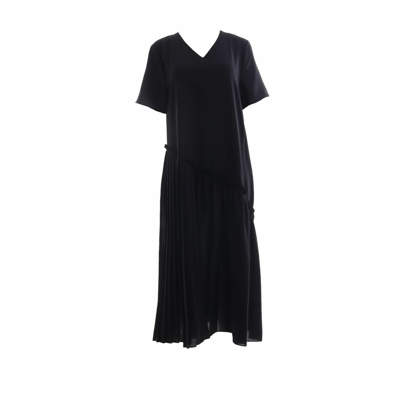 Amavee Official Black Midi Dress