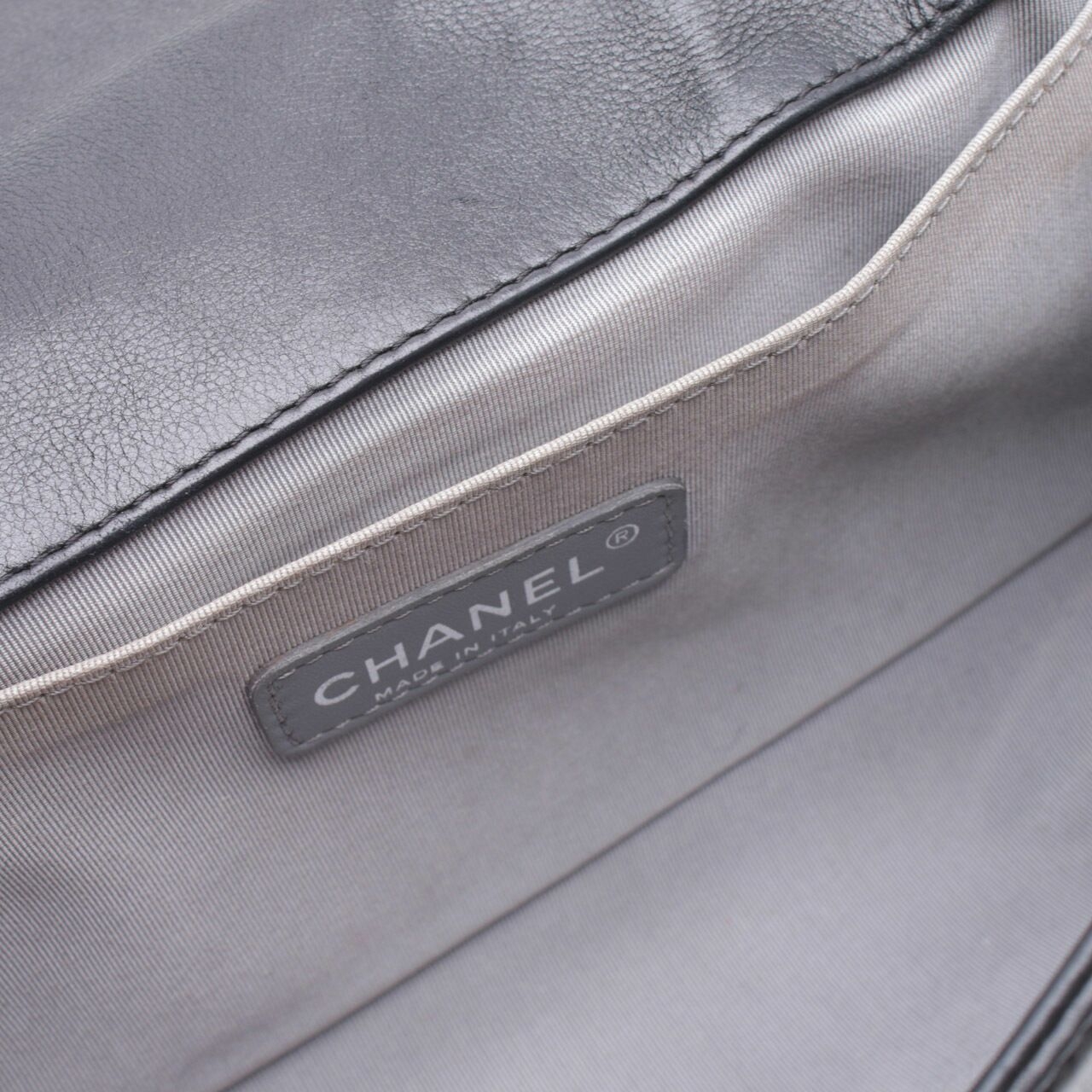 Chanel Boy Flap Quilted Calfskin Medium Black Shoulder Bag 