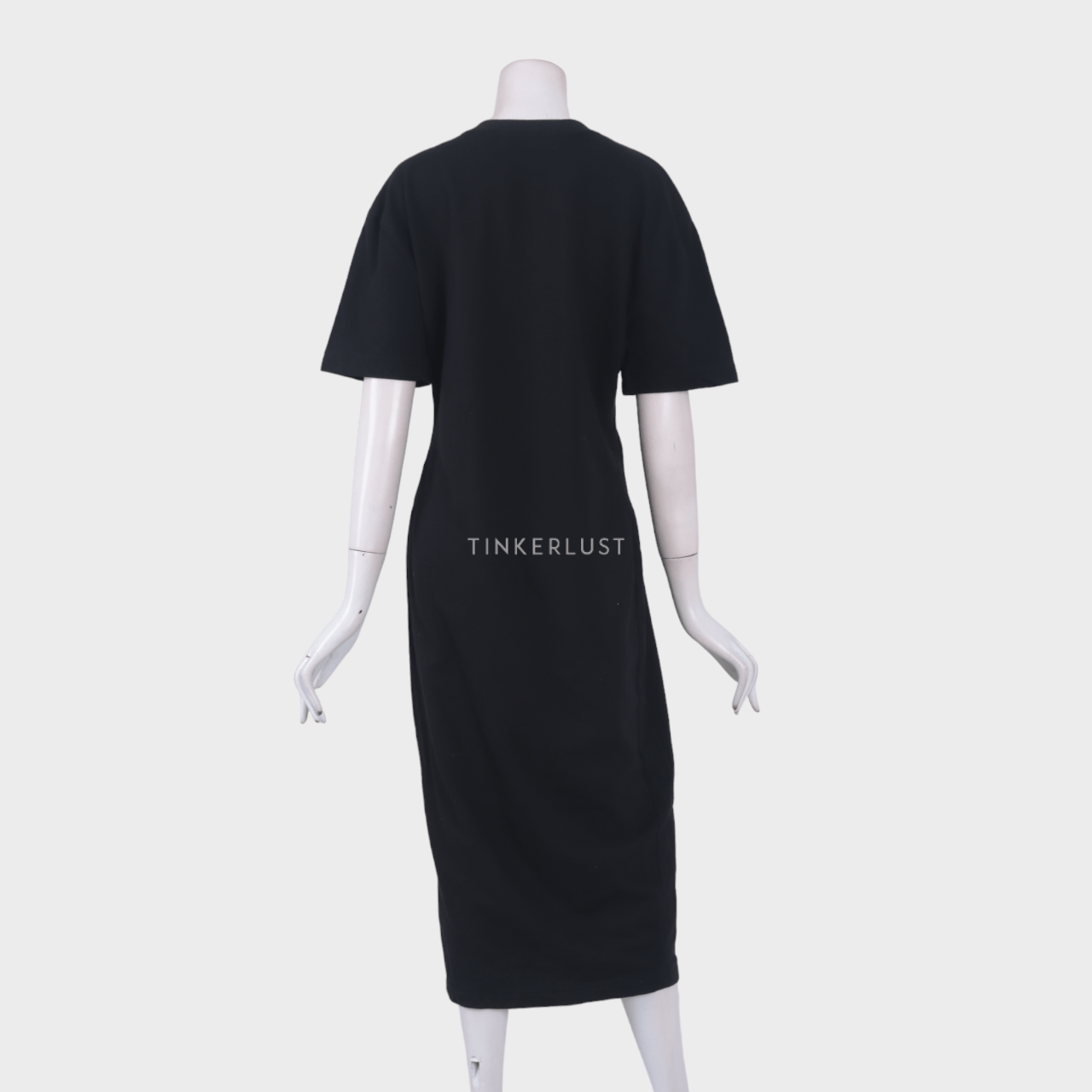Tities Sapoetra Black Slit Midi Dress