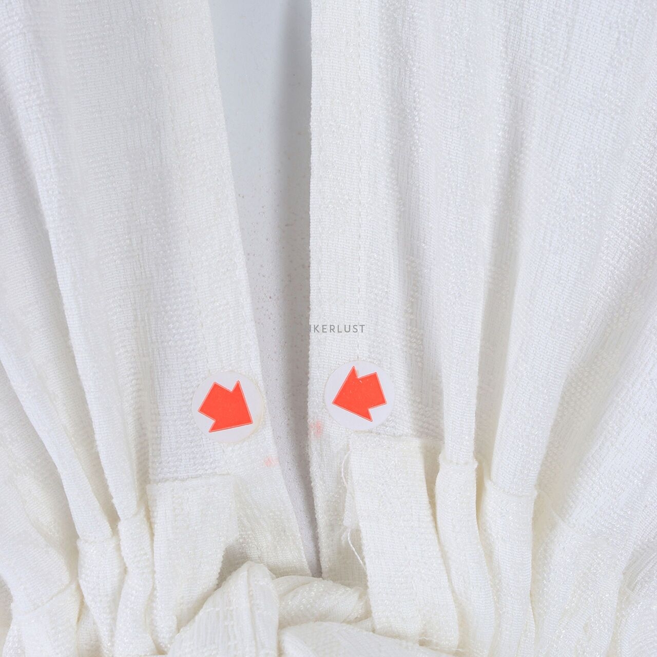 Benang Jarum Broken White Long Kimono