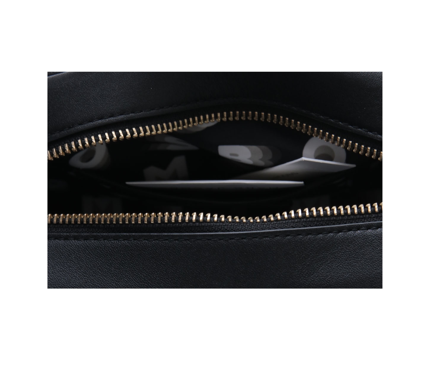Marc jacobs Black Flash Top Zip Leather Sling Bag