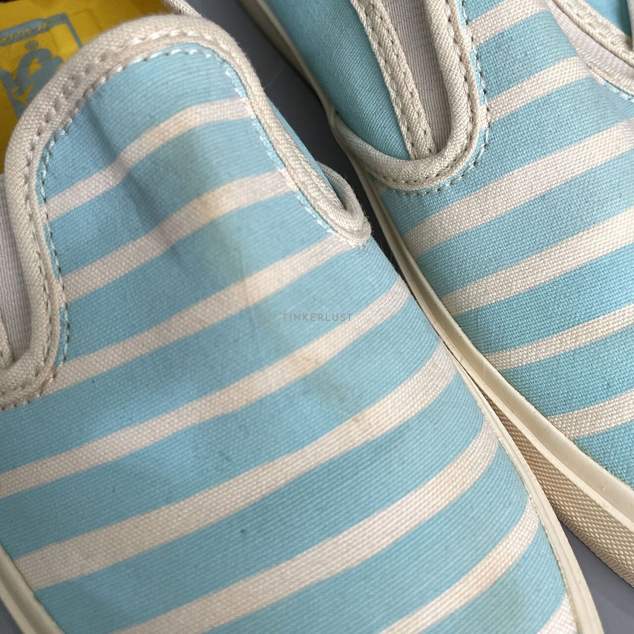 Vans Blue Mid Stripe Slip On SF Sneakers