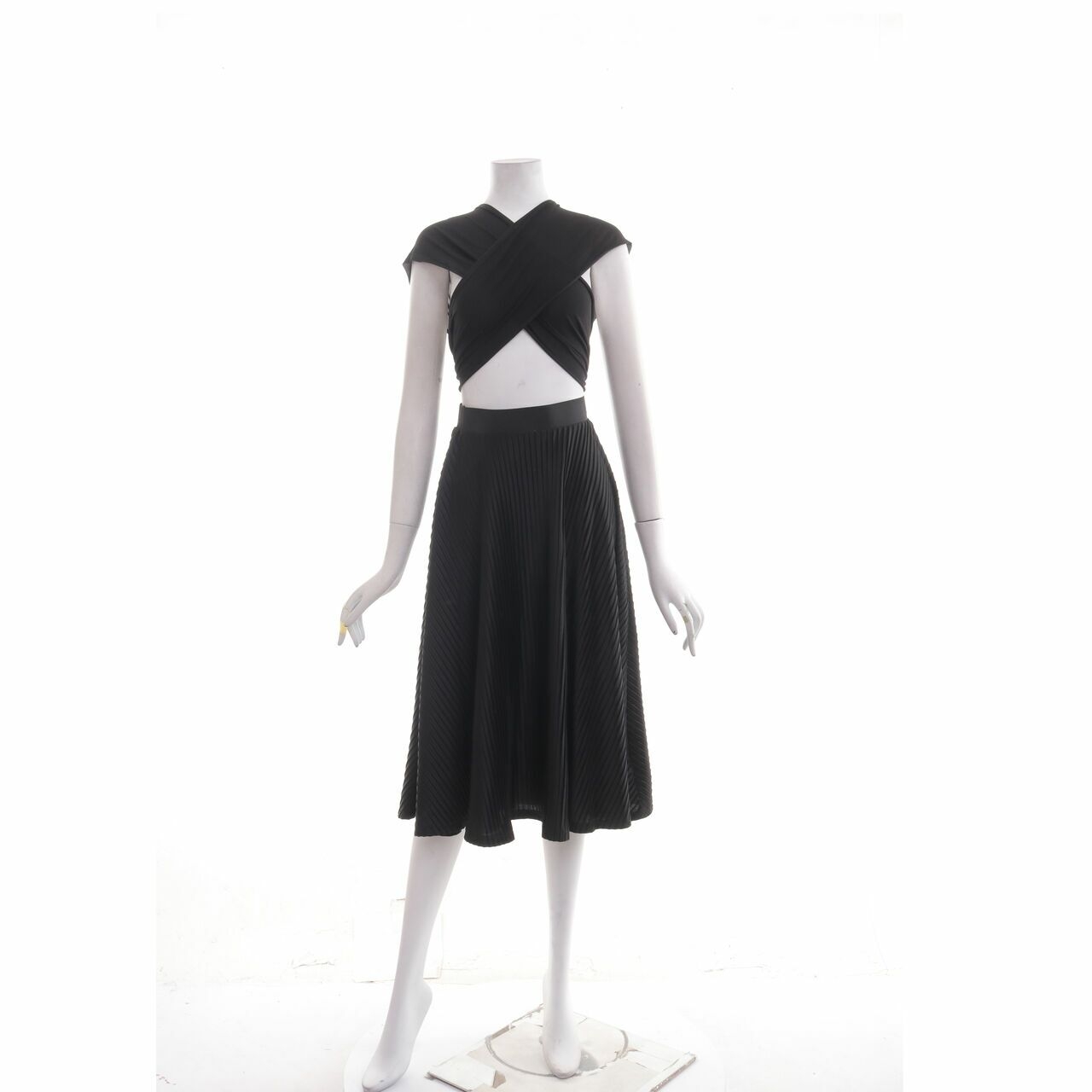 Ratel Black Pleats Overall Midi Skirt