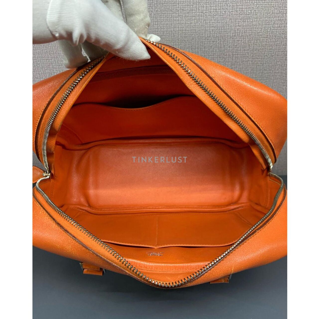 Hermes Plume 28 Orange Vibrato #C Square PHW Handbag